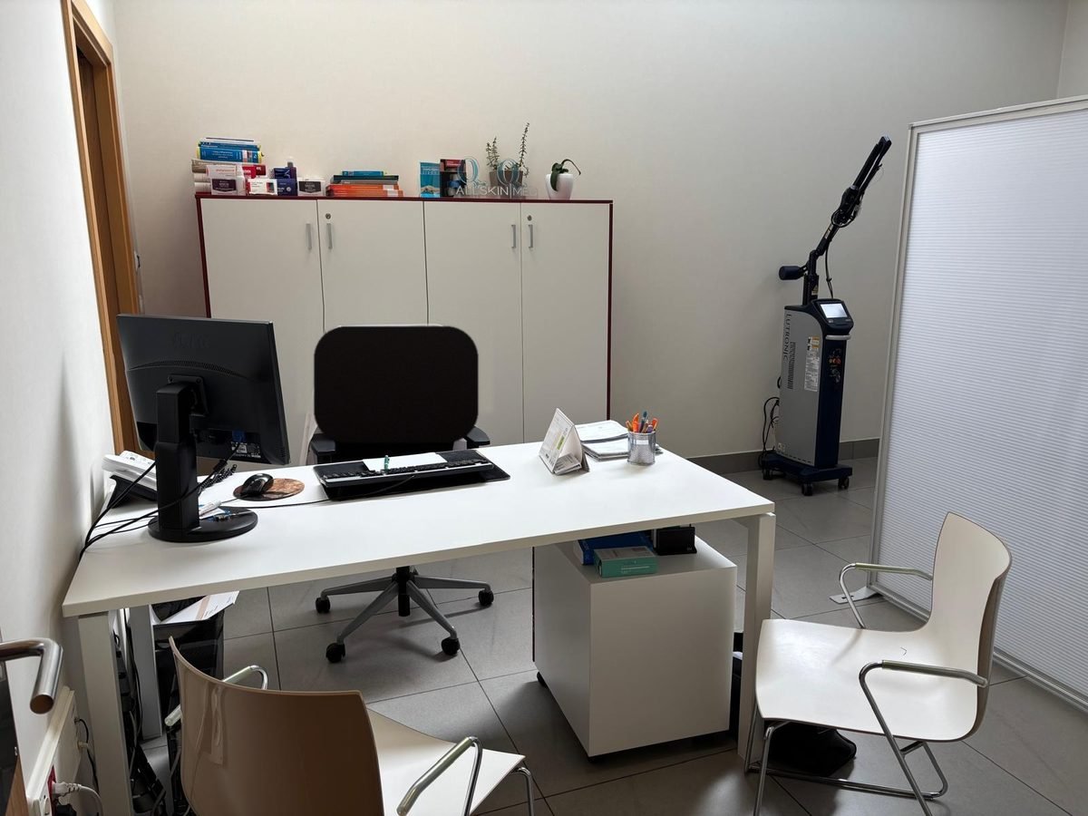 Sala de consulta Cl&iacute;nica Ederma